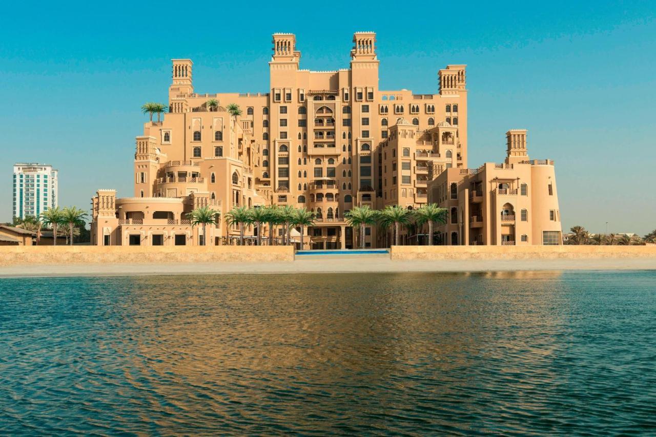 Sheraton Sharjah Beach Resort And Spa Екстериор снимка